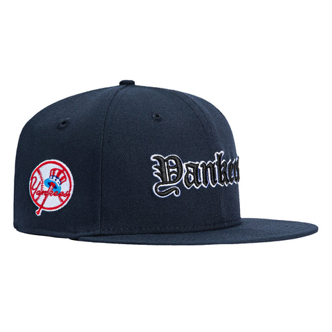 New Era 59Fifty New York Yankees Logo Patch Old English Hat - Navy